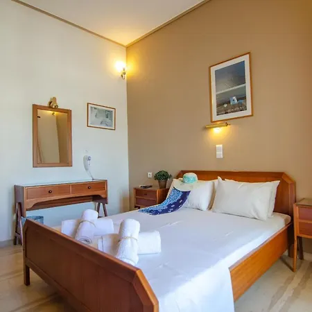 Cycladic Seafront Suites - Premium イン